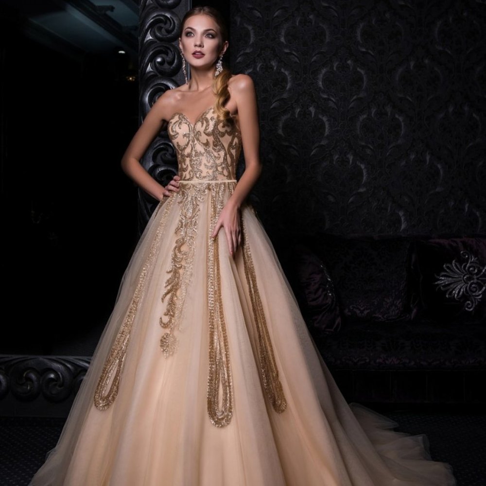 PRIME EVENING Prom Quinceanera DRESS in Gold Size 6 (V-143)